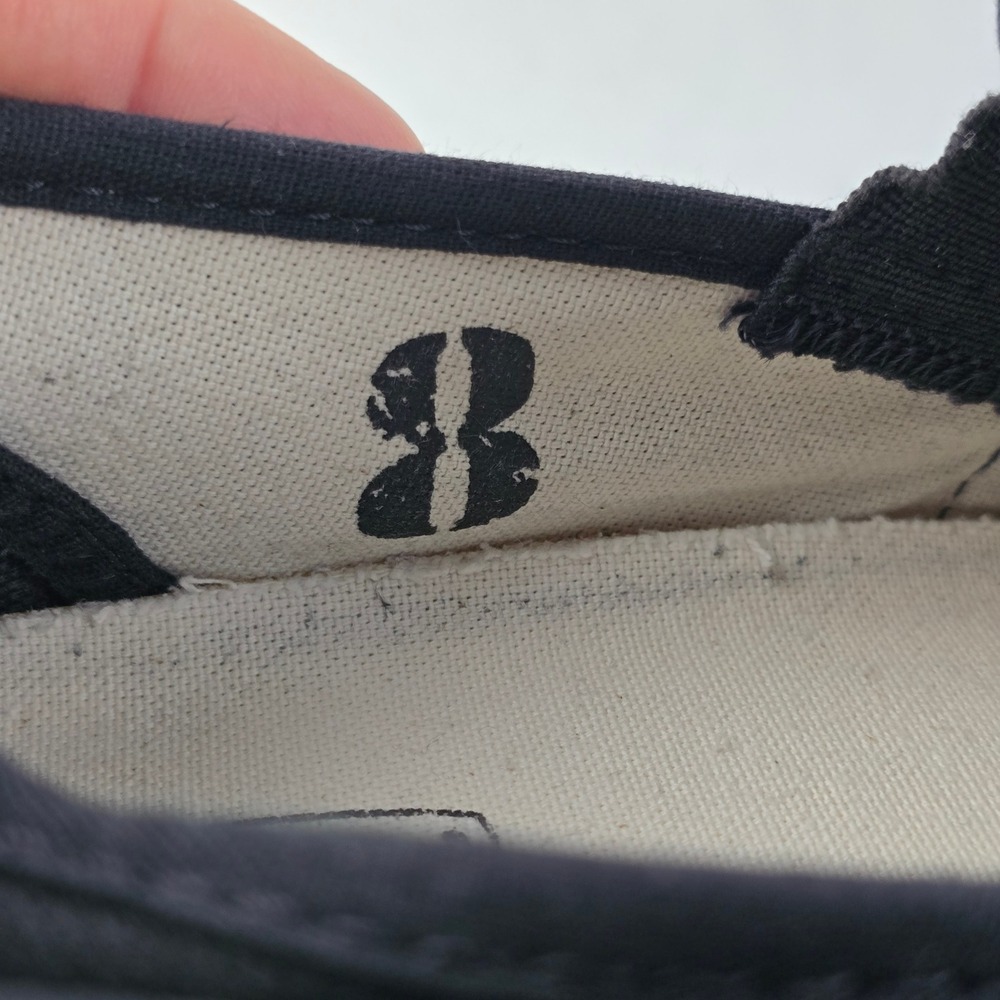 KEEN Men's Black Canvas Slip On Sneakers Reinforced Toe 8 - Picture 11 of 16